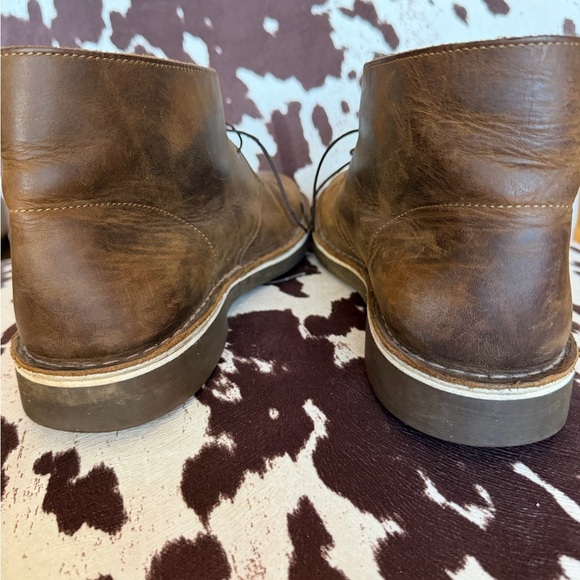 Clarks Brown Leather Chukka Boots Men\'s Size 10.5 Desert Boots main image 4
